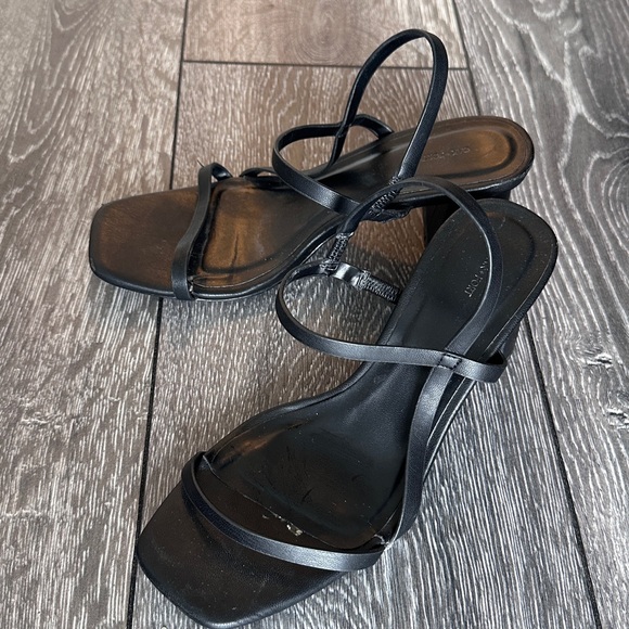 Oak and Fort Strappy Heels - Picture 3 of 3